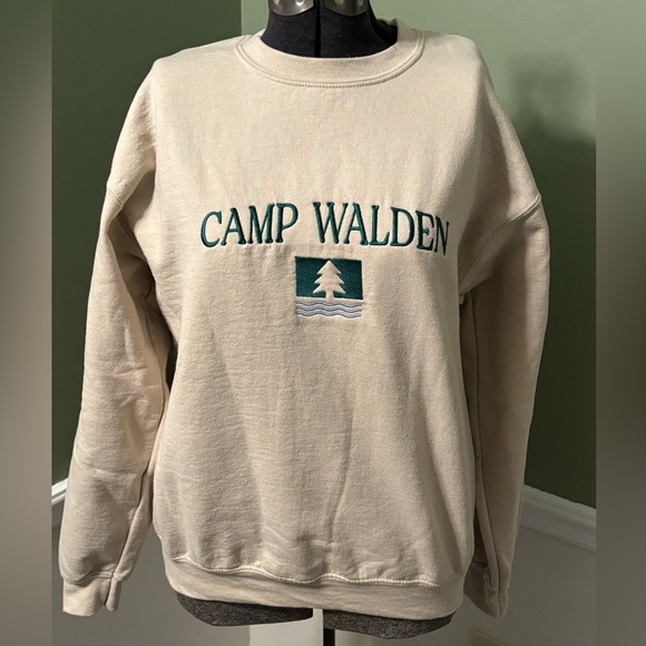 Tops - Camp Walden (Parent Trap) Sweatshirt